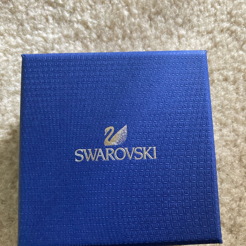 NIB Swarovski Platinum Rhodium Necklace
